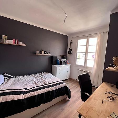 Maison Dans Les Rues Pietonnes Du Vieux 耶尔 外观 照片